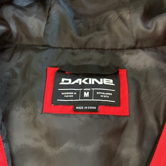 Men’s Dakine Ski/Snowboard Jacket/Coat - Picture 2 of 6